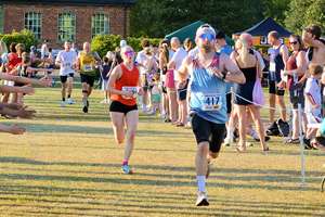 Download race photo <a href='Large/img_1536.jpg' class='lightbox-download'>here</a>