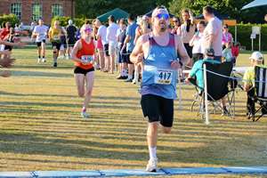 Download race photo <a href='Large/img_1537.jpg' class='lightbox-download'>here</a>