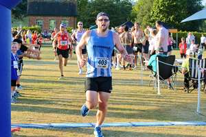 Download race photo <a href='Large/img_1553.jpg' class='lightbox-download'>here</a>