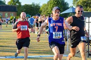 Download race photo <a href='Large/img_1567.jpg' class='lightbox-download'>here</a>