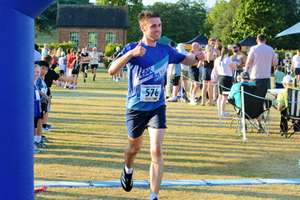 Download race photo <a href='Large/img_1569.jpg' class='lightbox-download'>here</a>