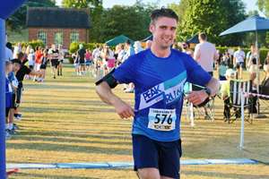 Download race photo <a href='Large/img_1570.jpg' class='lightbox-download'>here</a>