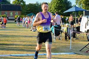 Download race photo <a href='Large/img_1579.jpg' class='lightbox-download'>here</a>