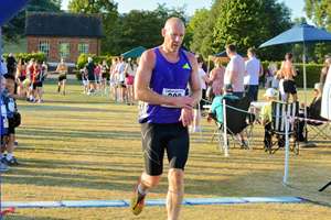 Download race photo <a href='Large/img_1583.jpg' class='lightbox-download'>here</a>