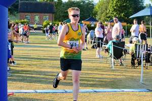 Download race photo <a href='Large/img_1586.jpg' class='lightbox-download'>here</a>