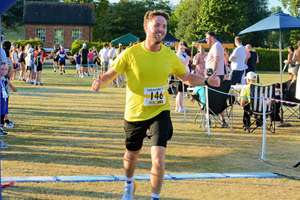 Download race photo <a href='Large/img_1589.jpg' class='lightbox-download'>here</a>