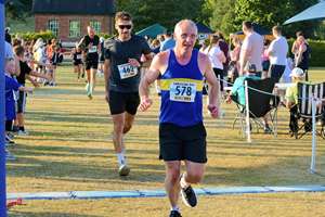 Download race photo <a href='Large/img_1591.jpg' class='lightbox-download'>here</a>