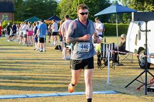 Download race photo <a href='Large/img_1614.jpg' class='lightbox-download'>here</a>