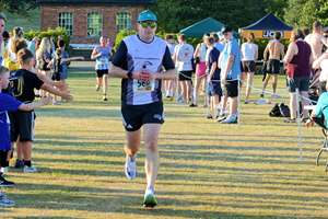 Download race photo <a href='Large/img_1627.jpg' class='lightbox-download'>here</a>