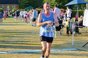 Download race photo <a href='Large/img_1630.jpg' class='lightbox-download'>here</a>