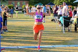 Download race photo <a href='Large/img_1633.jpg' class='lightbox-download'>here</a>