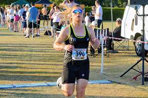 Download race photo <a href='Large/img_1640.jpg' class='lightbox-download'>here</a>
