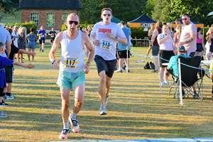 Download race photo <a href='Large/img_1650.jpg' class='lightbox-download'>here</a>