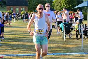 Download race photo <a href='Large/img_1651.jpg' class='lightbox-download'>here</a>