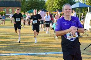 Download race photo <a href='Large/img_1664.jpg' class='lightbox-download'>here</a>