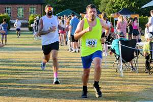 Download race photo <a href='Large/img_1671.jpg' class='lightbox-download'>here</a>
