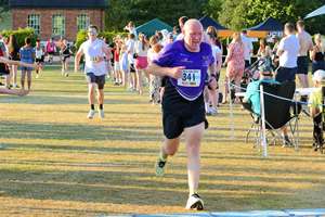 Download race photo <a href='Large/img_1698.jpg' class='lightbox-download'>here</a>