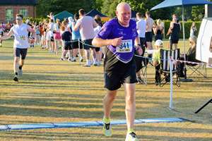 Download race photo <a href='Large/img_1699.jpg' class='lightbox-download'>here</a>
