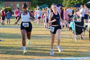 Download race photo <a href='Large/img_1704.jpg' class='lightbox-download'>here</a>