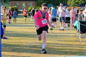Download race photo <a href='Large/img_1706.jpg' class='lightbox-download'>here</a>