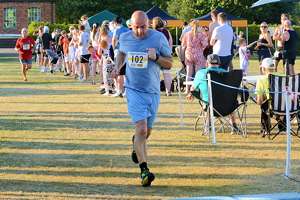 Download race photo <a href='Large/img_1726.jpg' class='lightbox-download'>here</a>