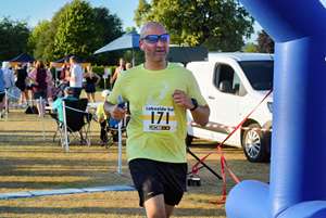 Download race photo <a href='Large/img_1741.jpg' class='lightbox-download'>here</a>