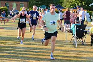 Download race photo <a href='Large/img_1749.jpg' class='lightbox-download'>here</a>