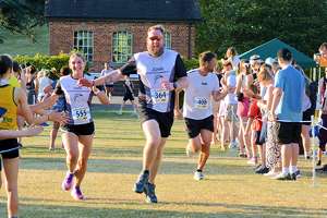Download race photo <a href='Large/img_1799.jpg' class='lightbox-download'>here</a>