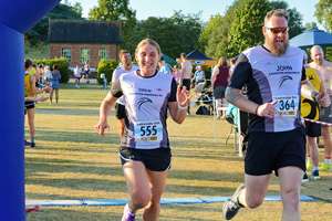 Download race photo <a href='Large/img_1802.jpg' class='lightbox-download'>here</a>