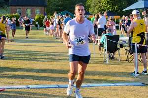 Download race photo <a href='Large/img_1804.jpg' class='lightbox-download'>here</a>