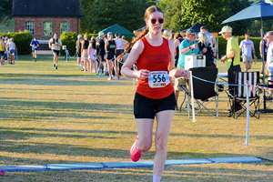 Download race photo <a href='Large/img_1837.jpg' class='lightbox-download'>here</a>