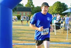 Download race photo <a href='Large/img_1841.jpg' class='lightbox-download'>here</a>