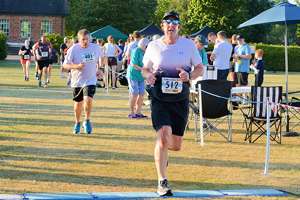 Download race photo <a href='Large/img_1847.jpg' class='lightbox-download'>here</a>