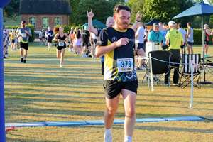 Download race photo <a href='Large/img_1860.jpg' class='lightbox-download'>here</a>