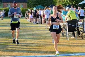 Download race photo <a href='Large/img_1863.jpg' class='lightbox-download'>here</a>