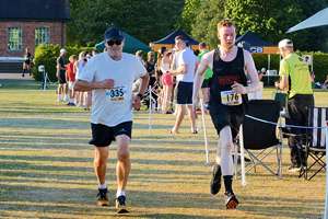 Download race photo <a href='Large/img_1885.jpg' class='lightbox-download'>here</a>