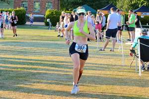 Download race photo <a href='Large/img_1891.jpg' class='lightbox-download'>here</a>