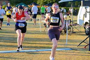 Download race photo <a href='Large/img_1899.jpg' class='lightbox-download'>here</a>