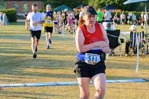 Download race photo <a href='Large/img_1901.jpg' class='lightbox-download'>here</a>