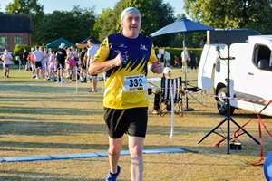Download race photo <a href='Large/img_1903.jpg' class='lightbox-download'>here</a>