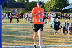 Download race photo <a href='Large/img_1922.jpg' class='lightbox-download'>here</a>