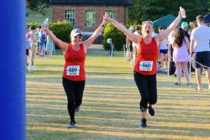 Download race photo <a href='Large/img_1925.jpg' class='lightbox-download'>here</a>