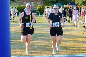 Download race photo <a href='Large/img_1932.jpg' class='lightbox-download'>here</a>