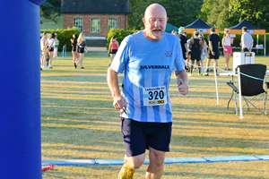 Download race photo <a href='Large/img_1935.jpg' class='lightbox-download'>here</a>