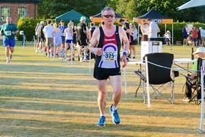 Download race photo <a href='Large/img_1942.jpg' class='lightbox-download'>here</a>