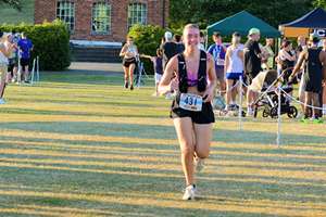 Download race photo <a href='Large/img_1948.jpg' class='lightbox-download'>here</a>