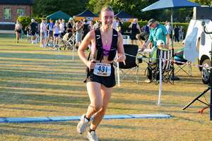 Download race photo <a href='Large/img_1950.jpg' class='lightbox-download'>here</a>
