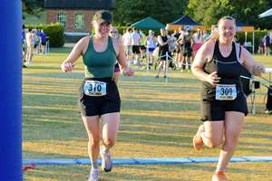 Download race photo <a href='Large/img_1958.jpg' class='lightbox-download'>here</a>
