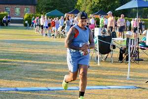 Download race photo <a href='Large/img_1965.jpg' class='lightbox-download'>here</a>