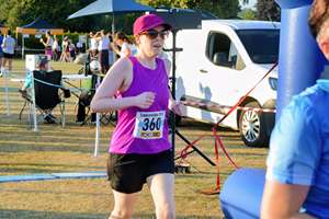 Download race photo <a href='Large/img_1974.jpg' class='lightbox-download'>here</a>